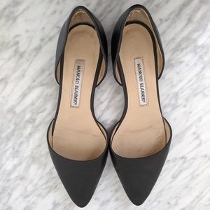 Manolo Blahnik Soussa Point-Toe d'Orsay Flats